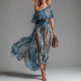 Wild - Long chiffon dress with leopard print and bare shoulders