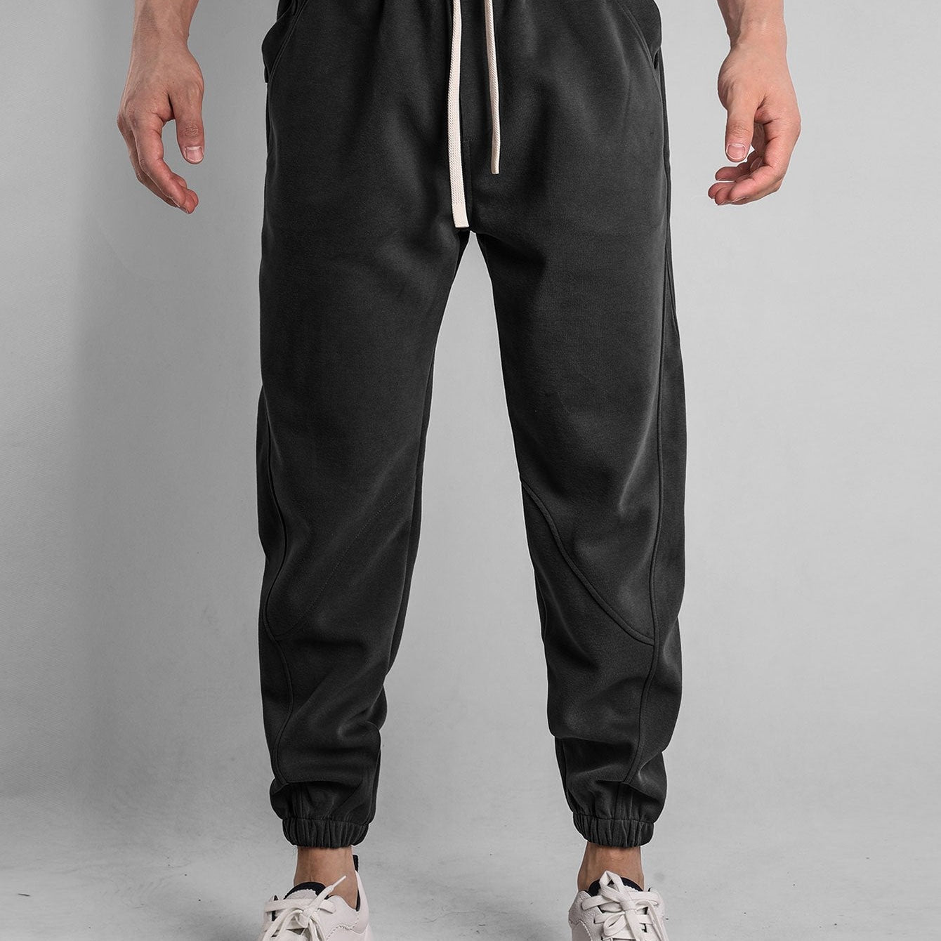 Gilles - Joggers with Button Pockets
