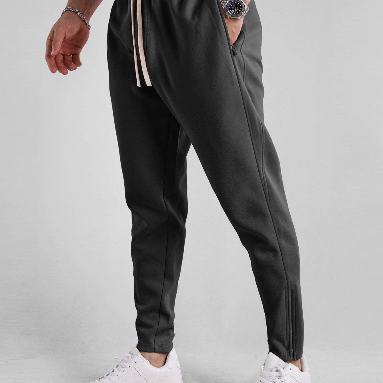 Michel - Joggers with Zip Hem