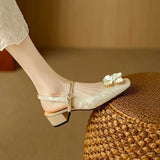 Susanna - Elegant Shoes with Floral Detail
