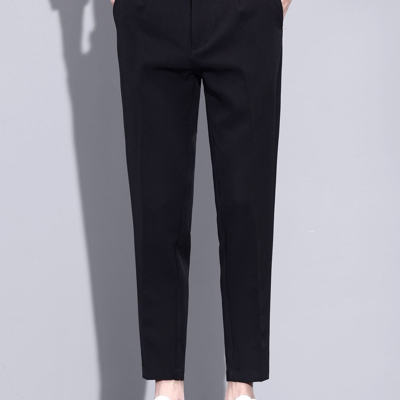 Andre - Slim Fit Cropped Trousers